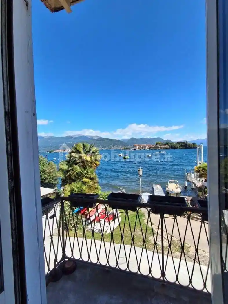 Appartamento in vendita a Stresa