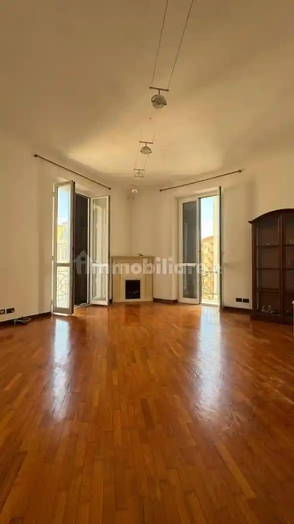 Appartamento in vendita a Savona