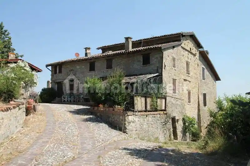 Rustico - Casale in vendita a Valsamoggia