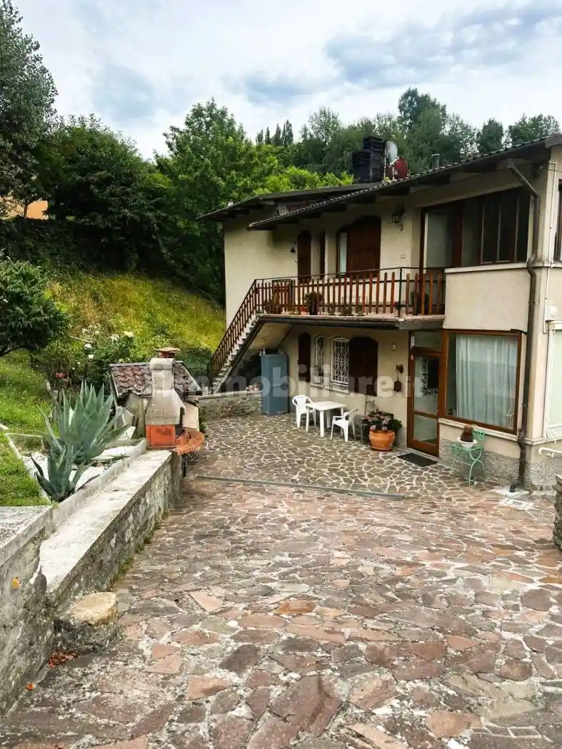 Villa in vendita a Monghidoro