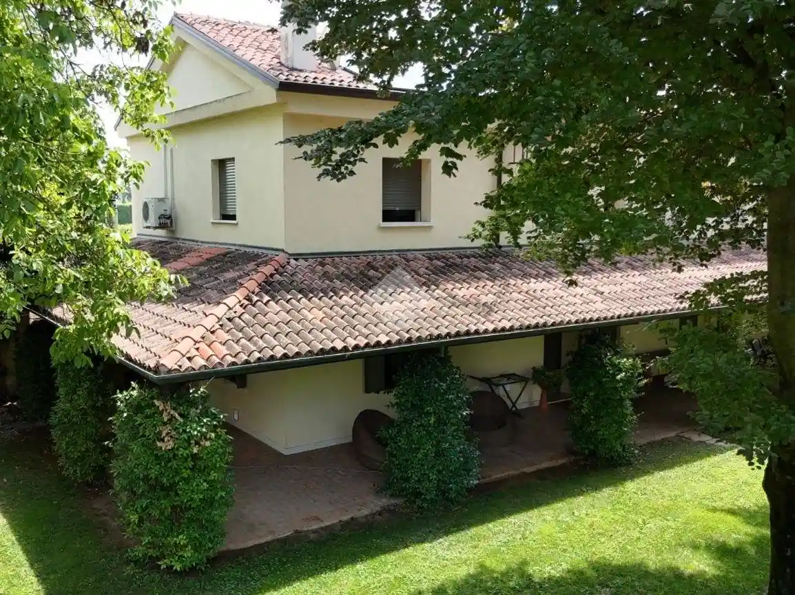Villa in vendita a Oppeano