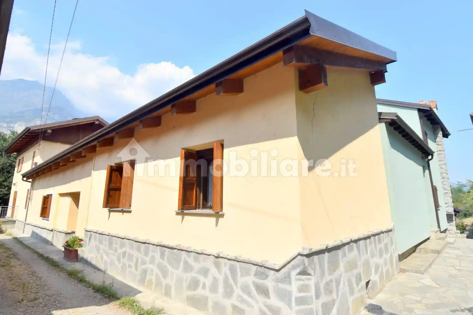 Casa indipendente in vendita a Susa
