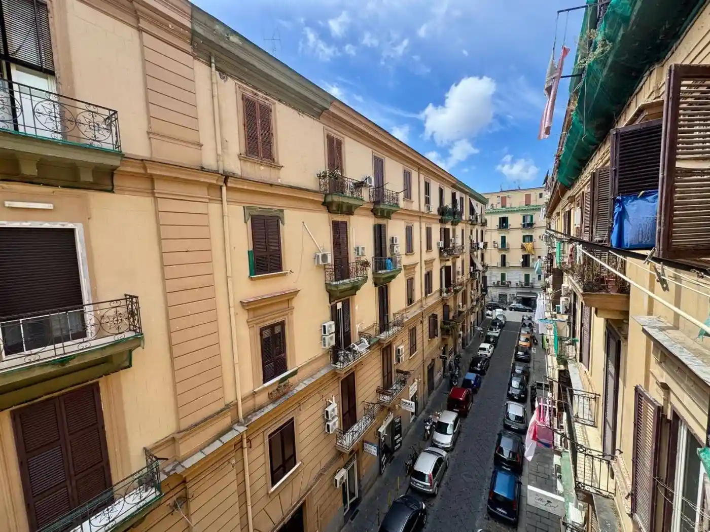 Appartamento in vendita a Napoli