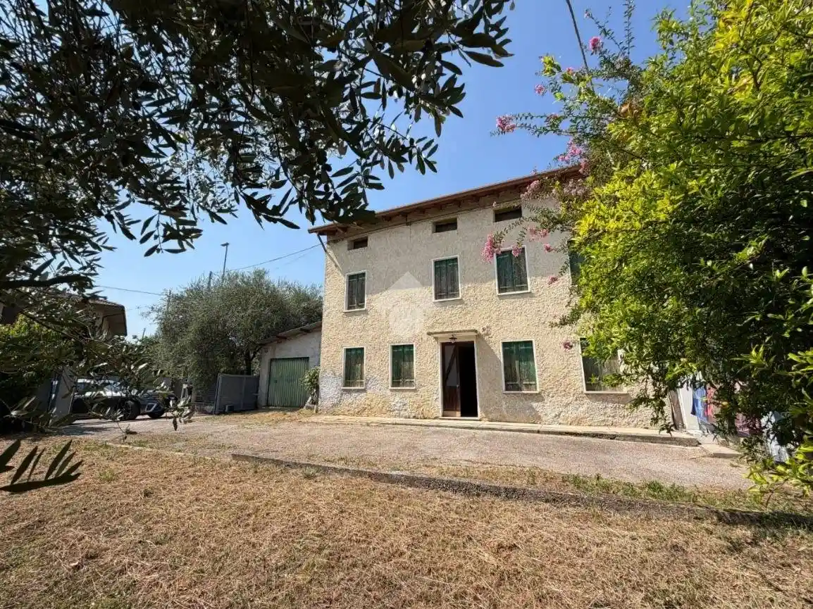Casa indipendente in vendita a Pianezze