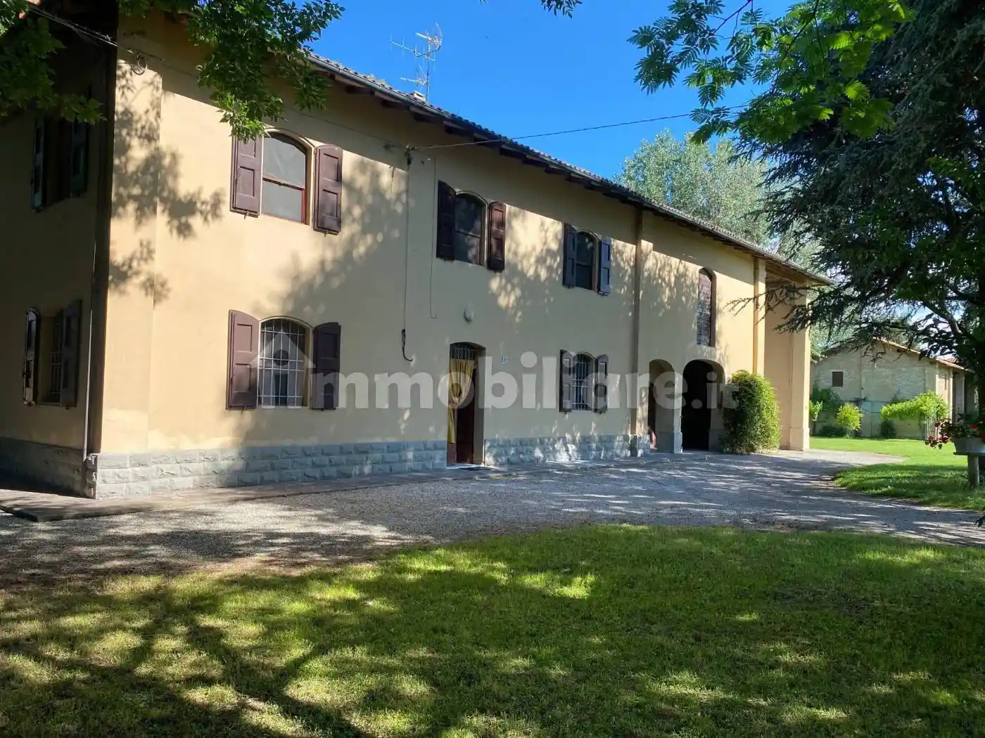 Rustico - Casale in vendita a Budrio