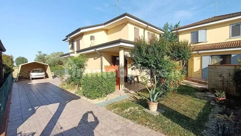 Villa in vendita a Moglia