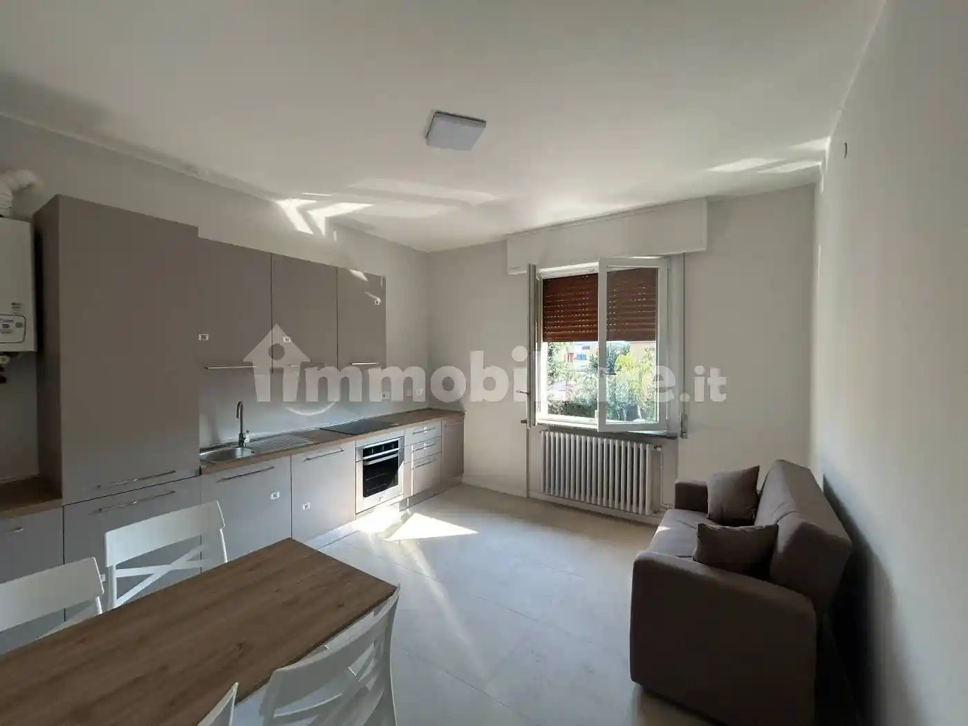 Appartamento in affitto a Rho