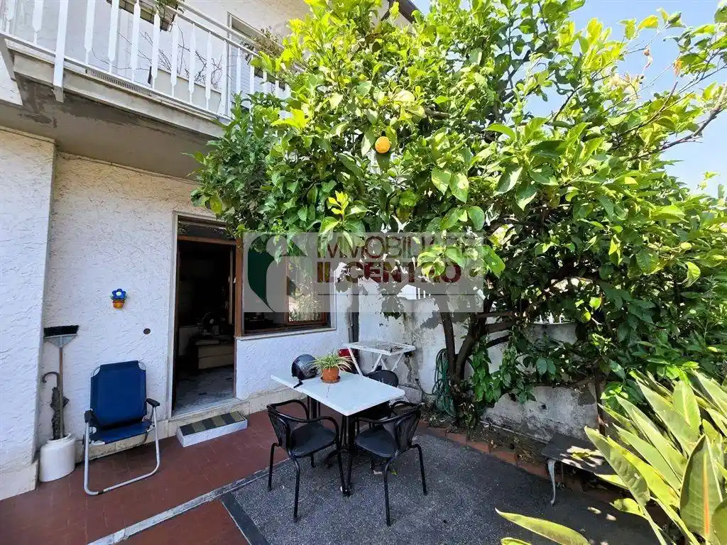 Appartamento in vendita a Carrara