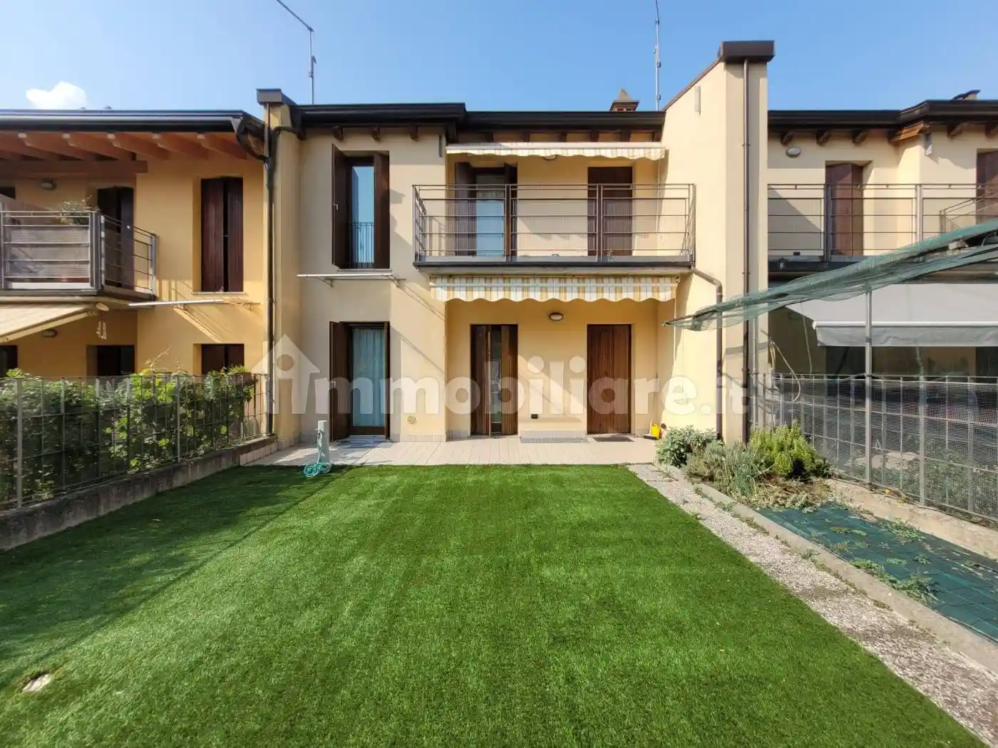 Villetta a schiera in vendita a Pisogne