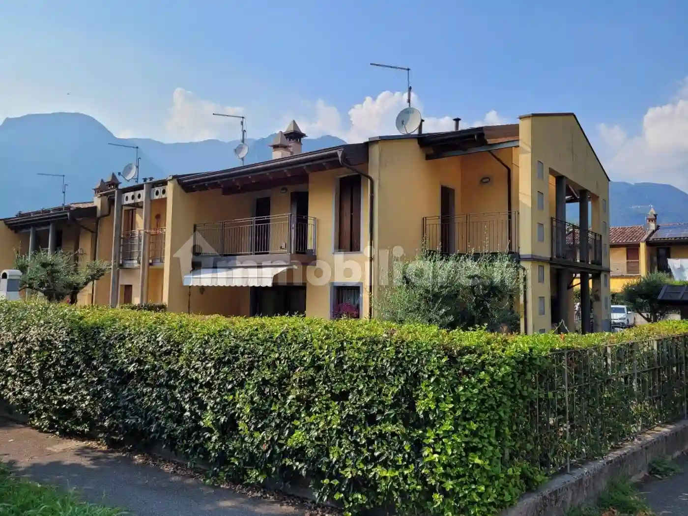 Villetta a schiera - foto 2
