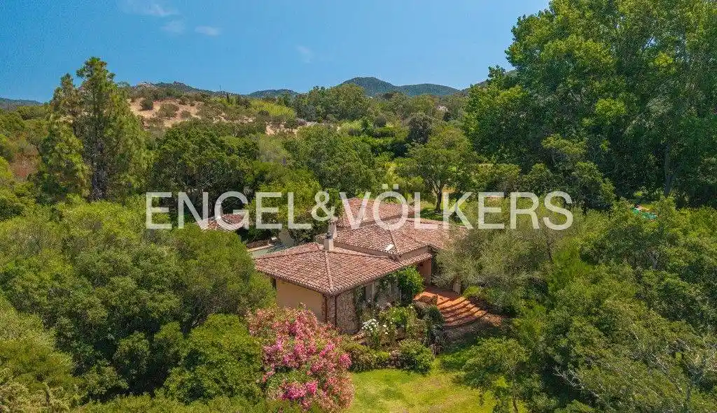 Villa in vendita a Arzachena