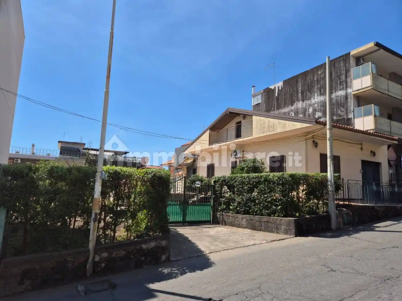 Villa in vendita a Aci Sant'Antonio