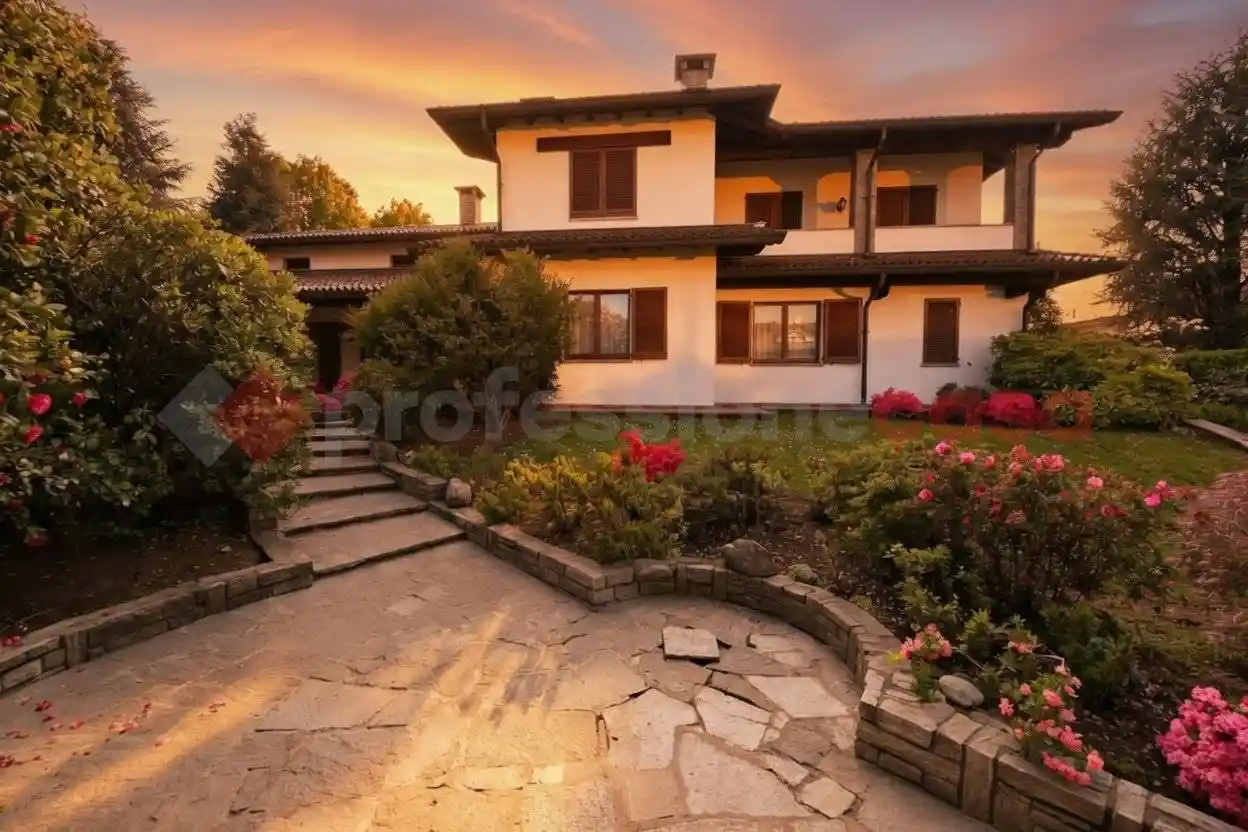 Villa in vendita a Parabiago