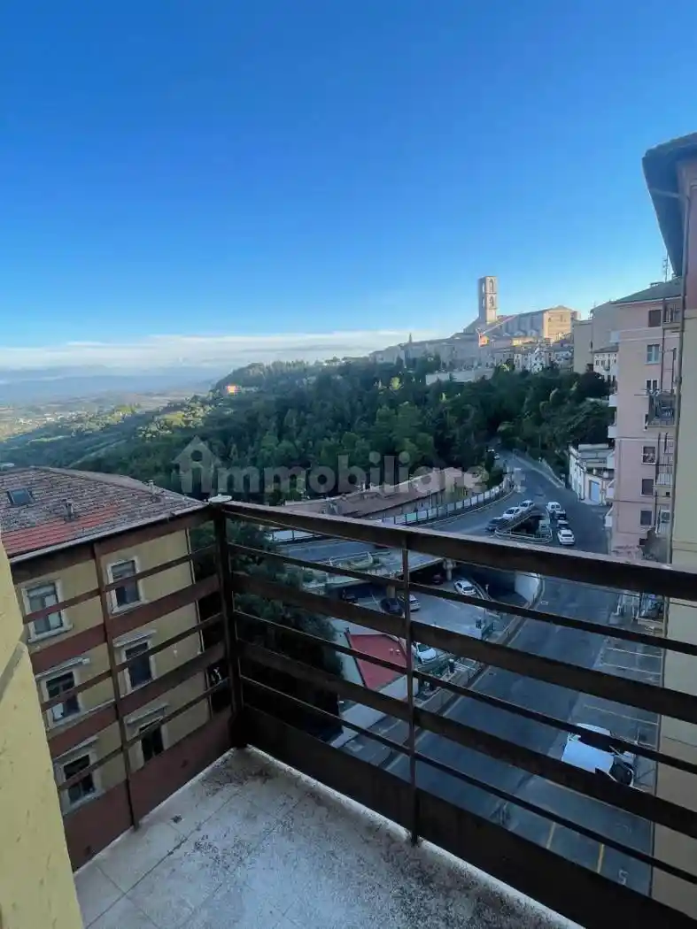 Appartamento in affitto a Perugia