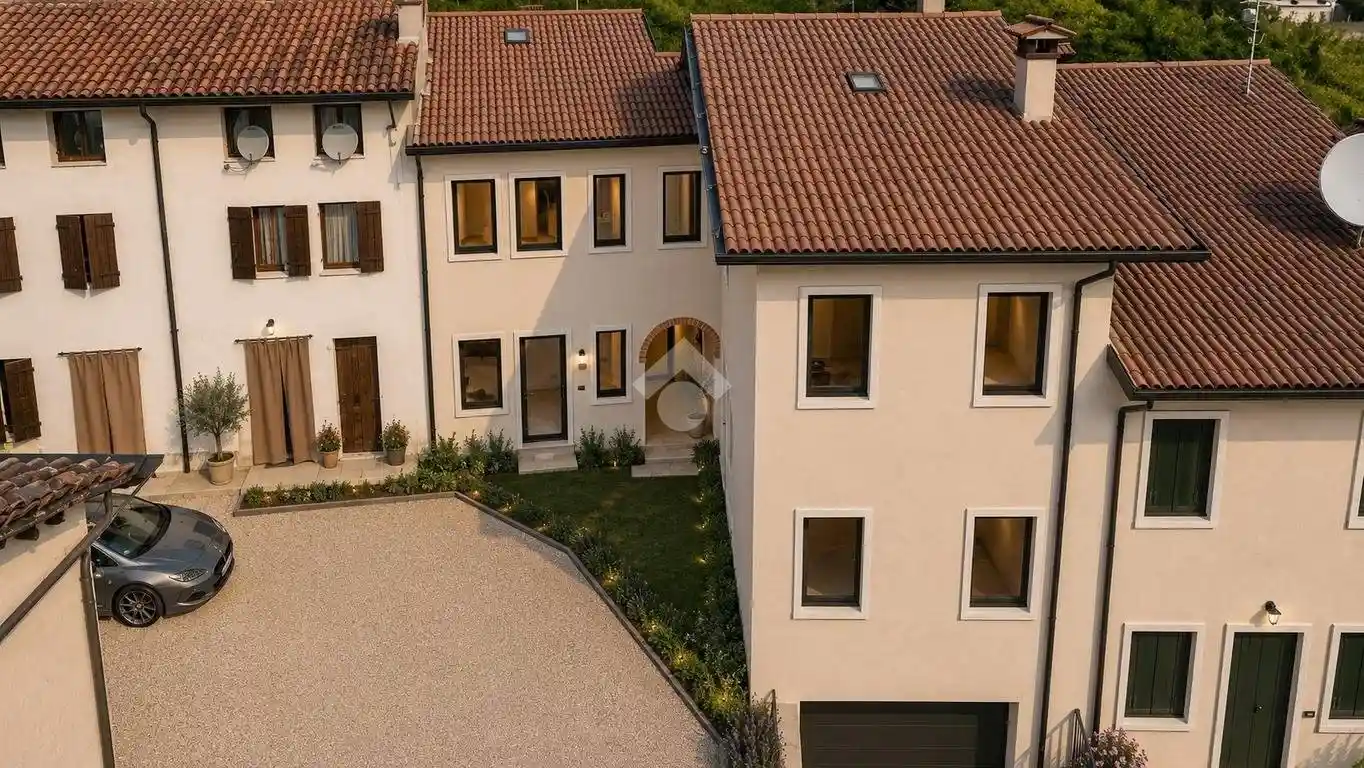 Rustico - Casale in vendita a San Giovanni Ilarione