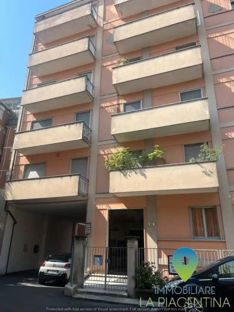 Appartamento in vendita a Piacenza
