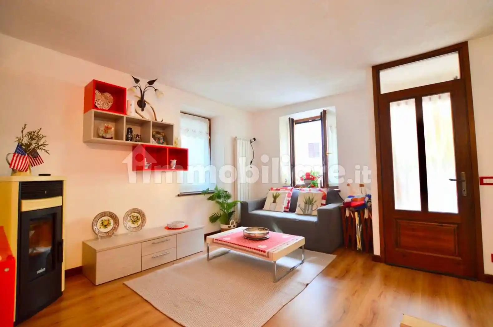 Casa indipendente in vendita a Toceno