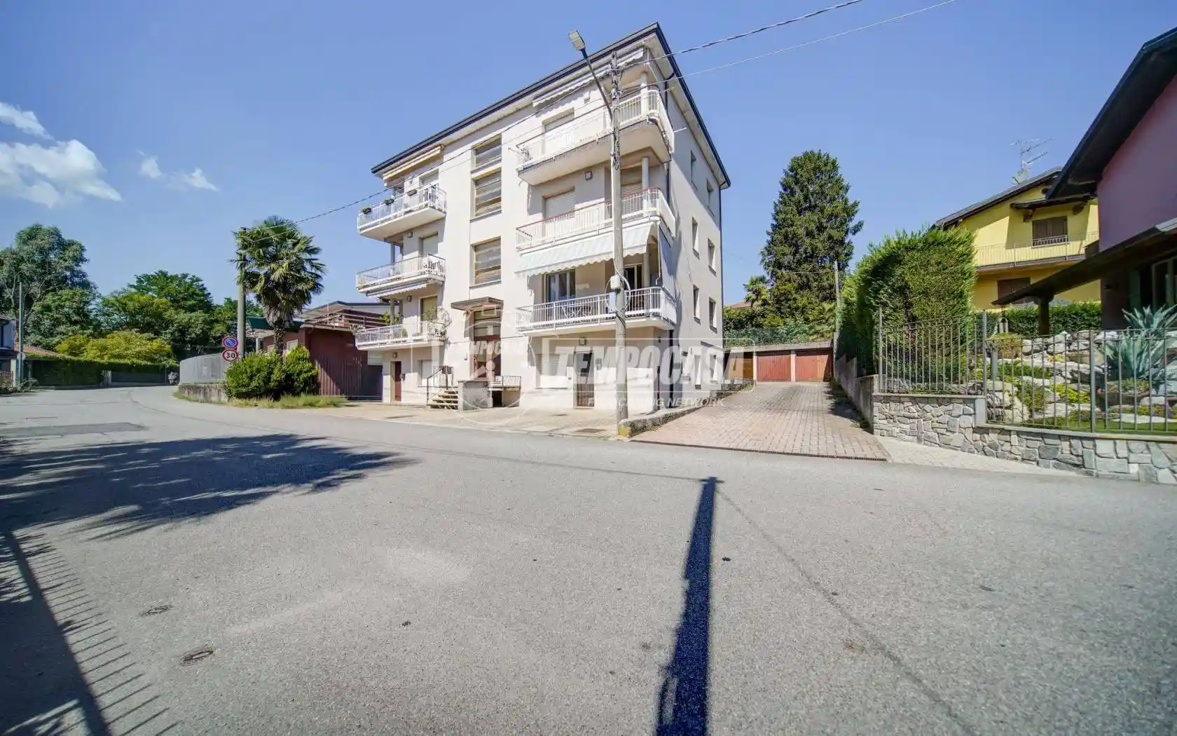 Appartamento in vendita a Biandronno