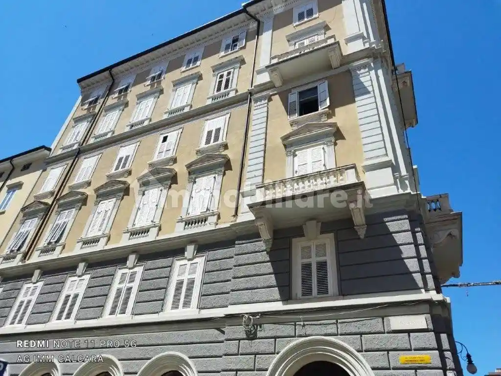 Appartamento in vendita a Trieste