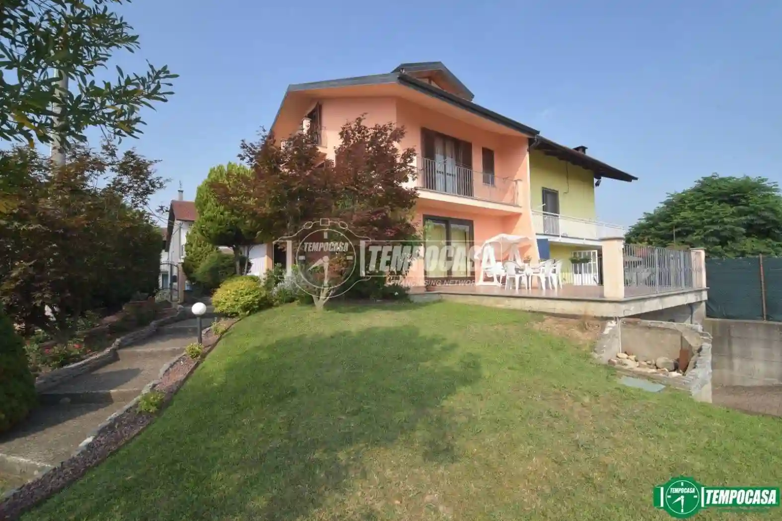Villa - foto 2