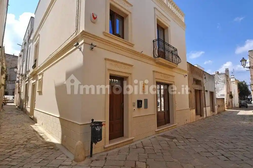 Palazzo - Edificio in vendita a Racale