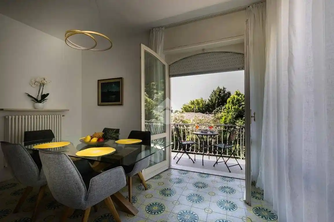 Appartamento in vendita a Sirmione