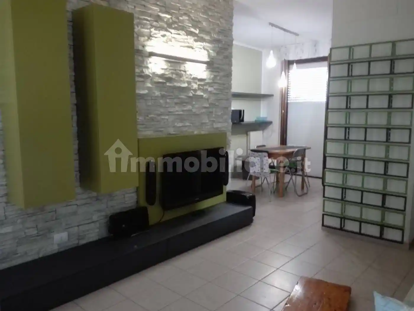 Appartamento in vendita a Falconara Marittima