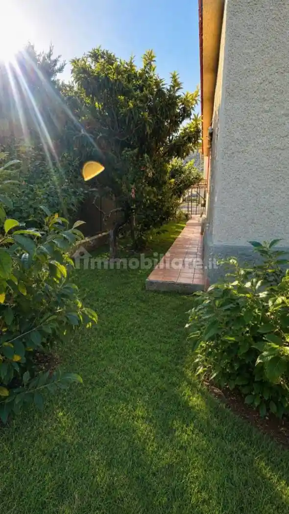 Villa in affitto a Altavilla Milicia