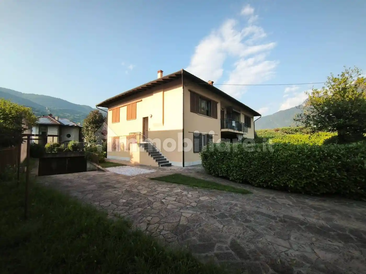 Appartamento in vendita a Monasterolo del Castello