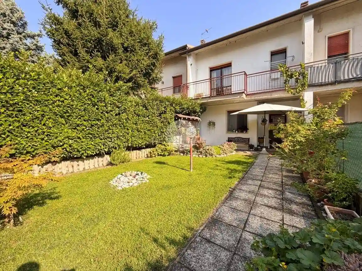 Villetta a schiera - foto 2