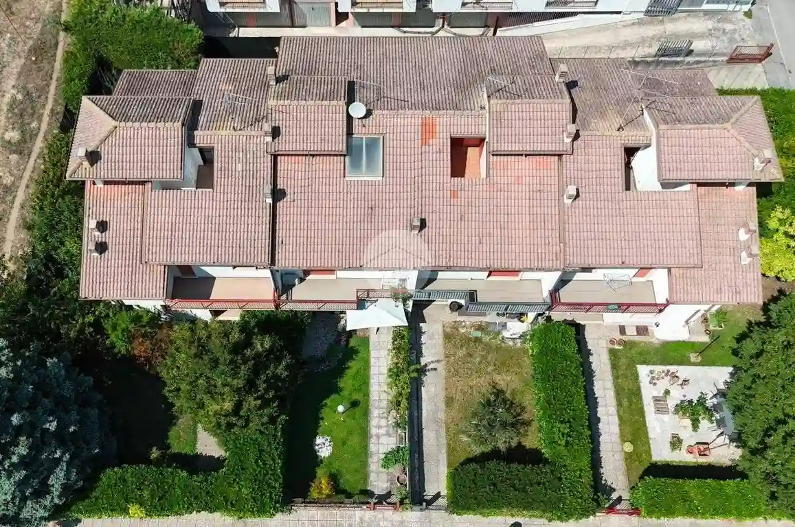 Villetta a schiera - foto 3