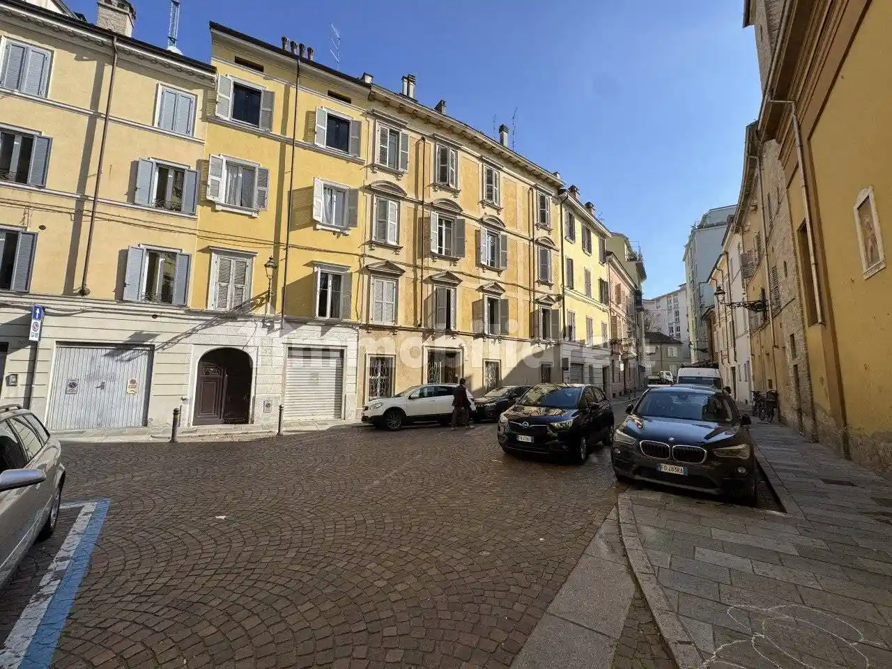 Appartamento in vendita a Parma