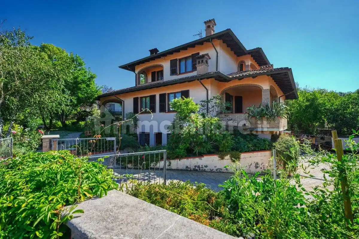 Villa in vendita a Castell'Arquato