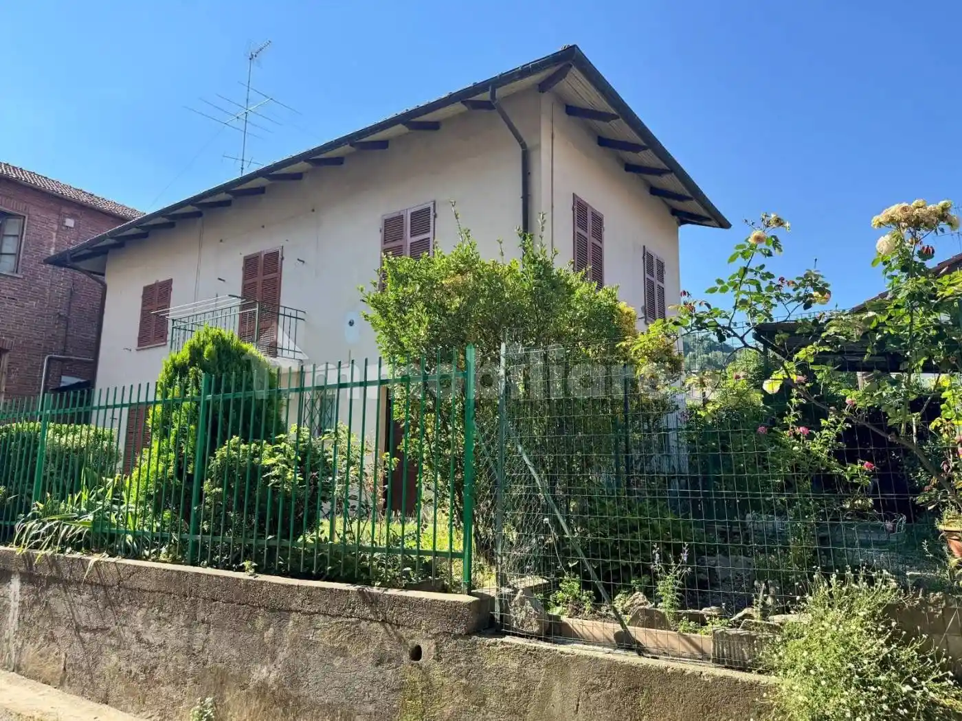 Casa indipendente in affitto a Torre Pellice