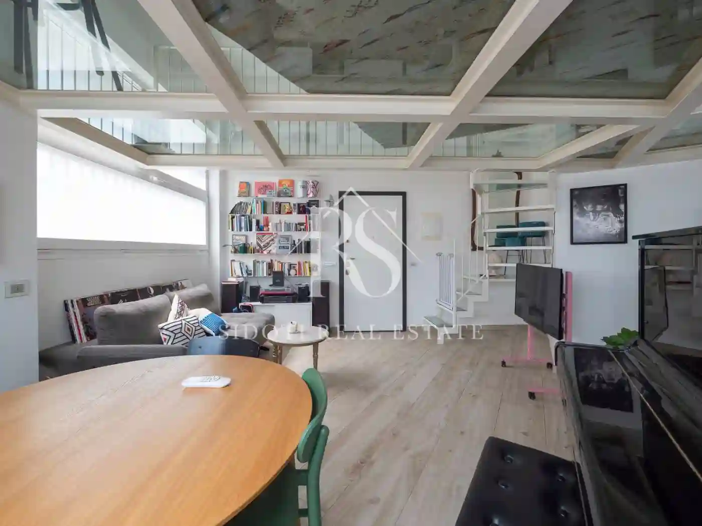Loft - foto 4