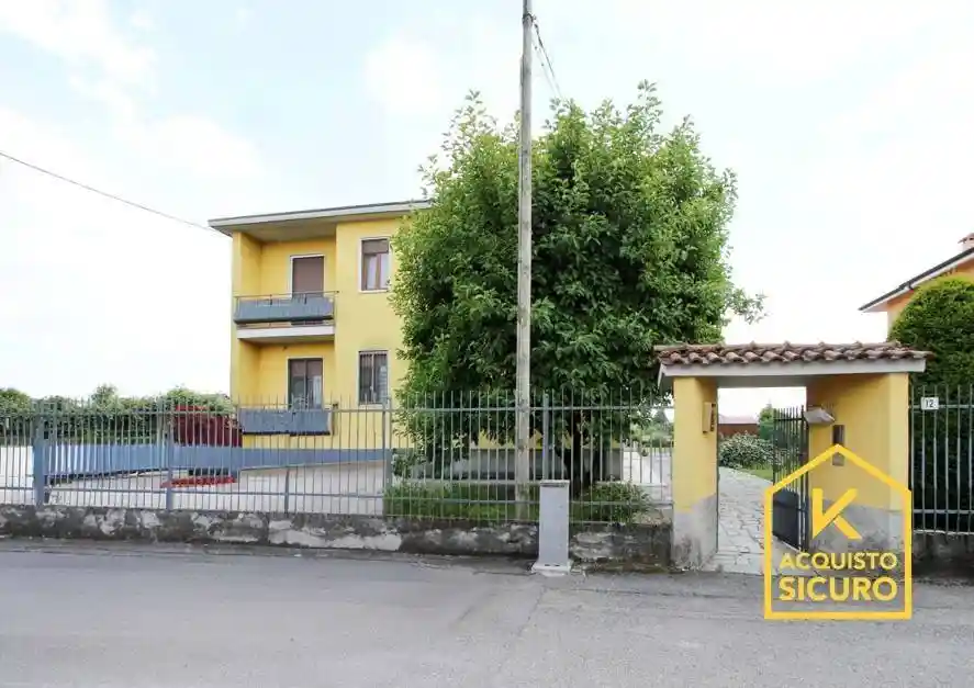 Appartamento in vendita a Vimercate