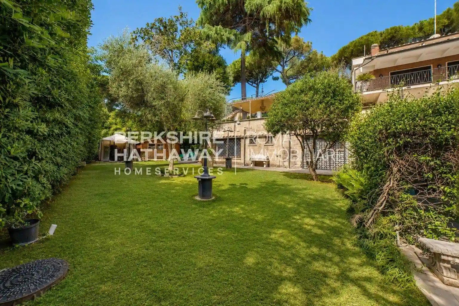 Villa - foto 2