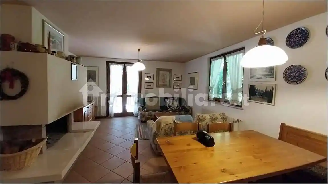 Casa indipendente in vendita a Aviano