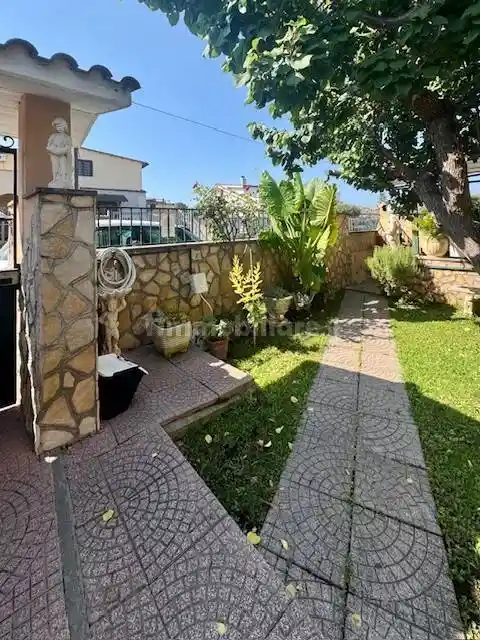 Villa in vendita a Ardea