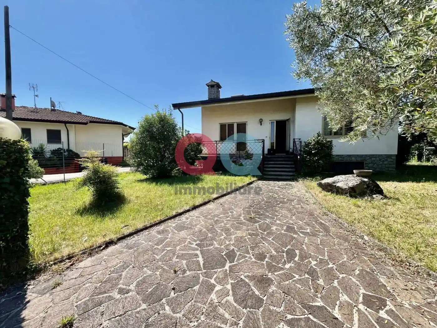 Villa in vendita a Manzano