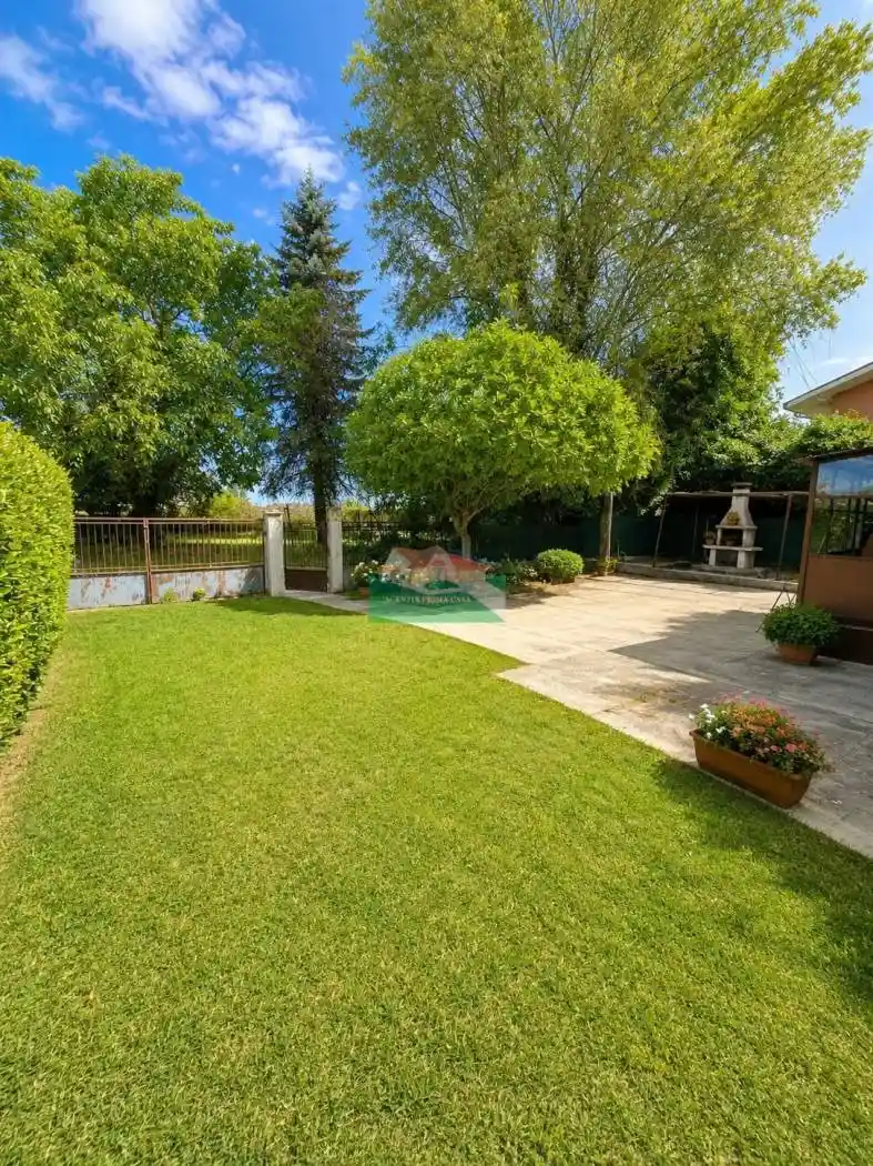 Villa in vendita a Ravenna