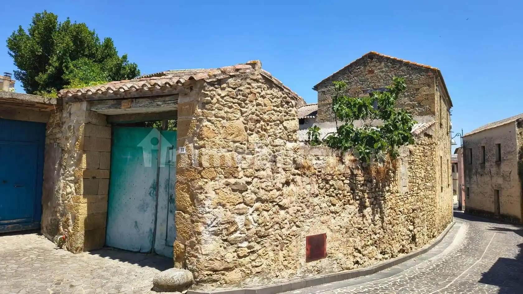 Villa in vendita a Gonnoscodina