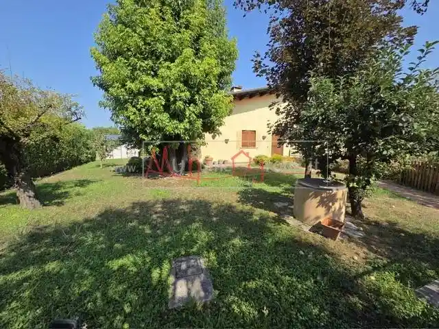 Villa in vendita a Selvazzano Dentro