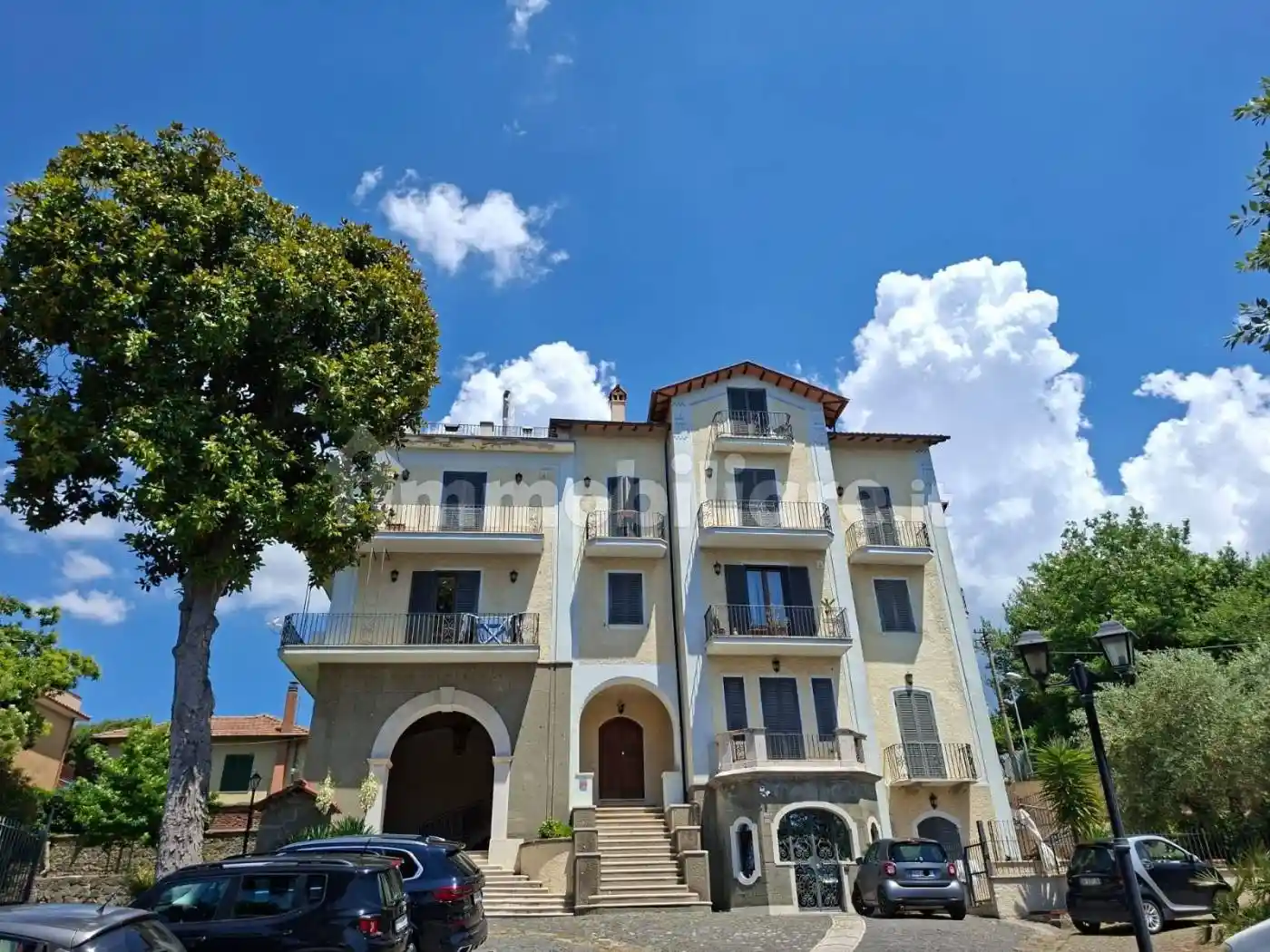 Appartamento in vendita a Grottaferrata