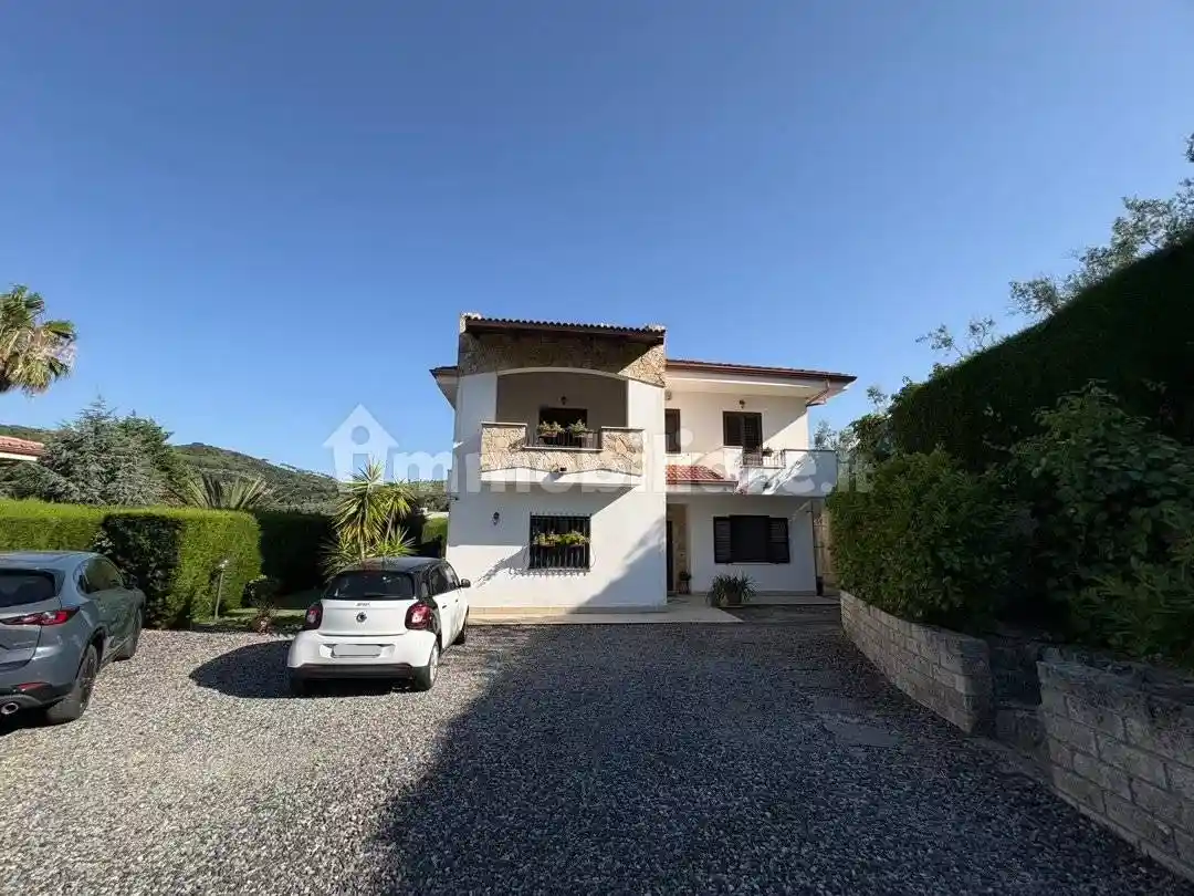 Villa in vendita a Catanzaro