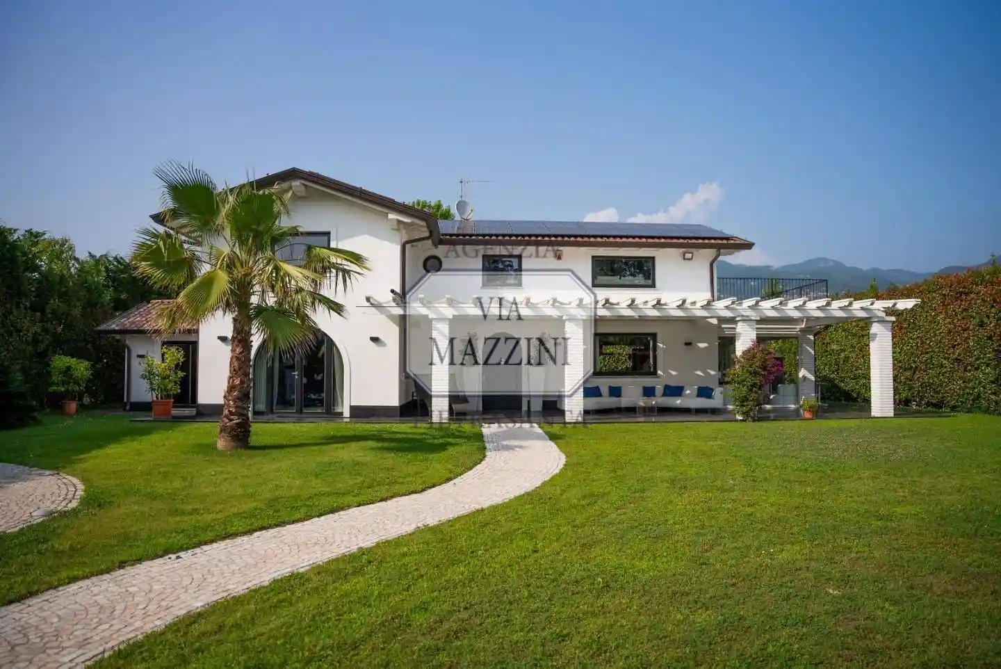 Villa in vendita a Pietrasanta