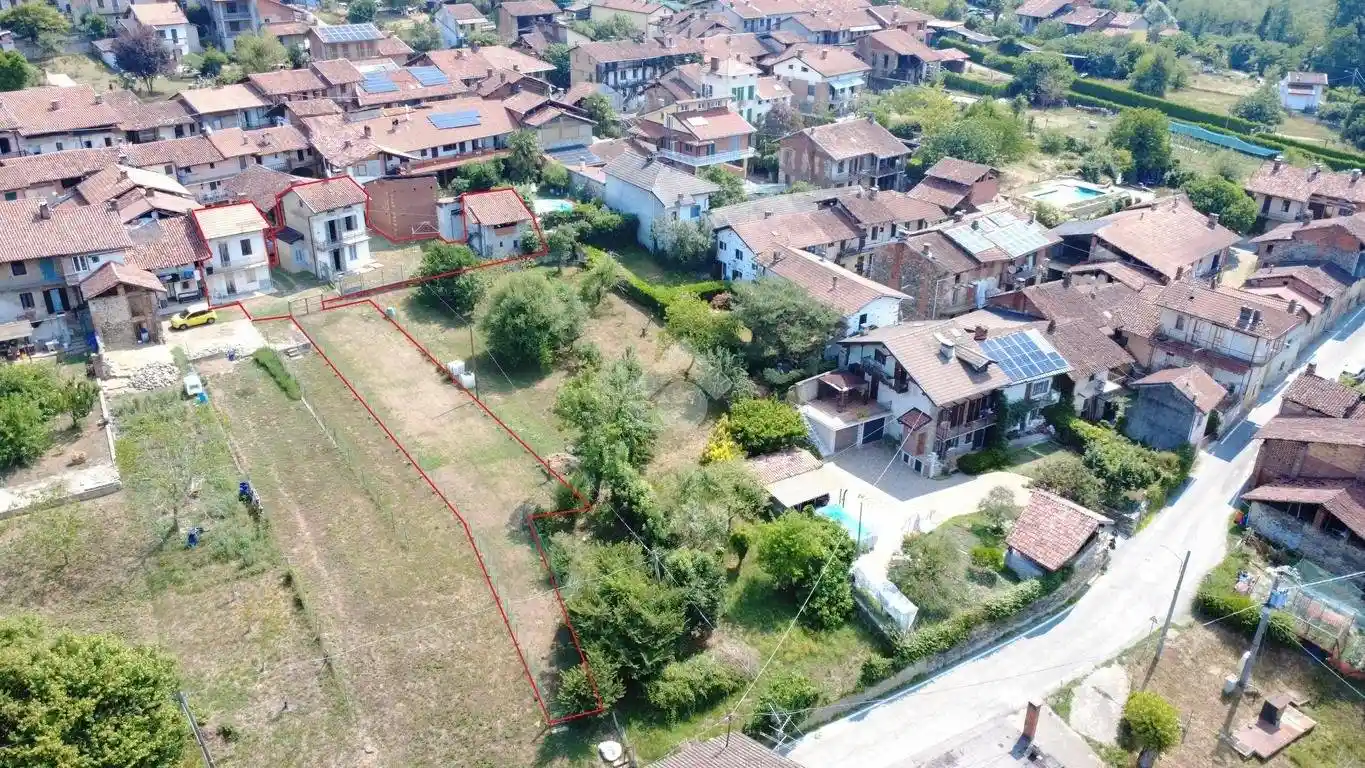 Casa indipendente in vendita a Zubiena