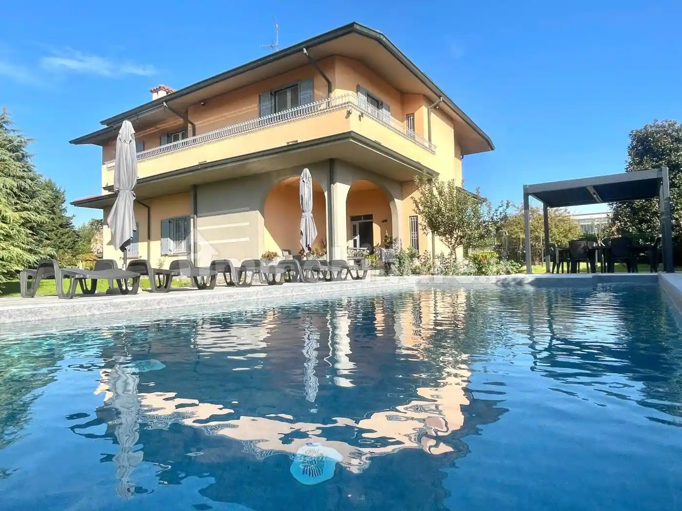 Villa in vendita a Cassano d'Adda
