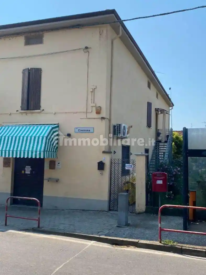 Appartamento in vendita a Sesto ed Uniti