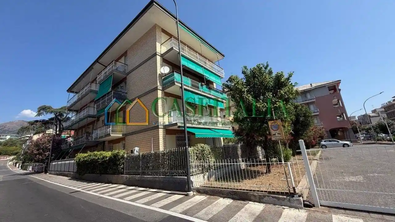 Appartamento in vendita a Ceriale